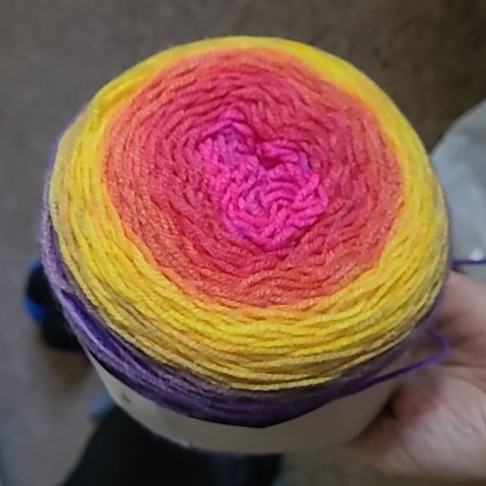 Cupcake & Mandala Ombre Yarn Lion Brand very colorful quality yarn crochet NEW ! - Picture 7 of 10
